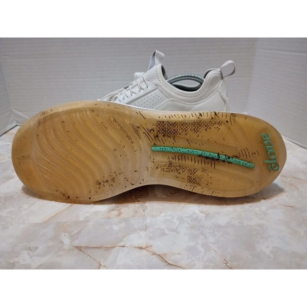 Clove Shoes Mens Size 10.5 Whute Slip On Nursing Walking Sneakers Comfort - Picture 7 of 9